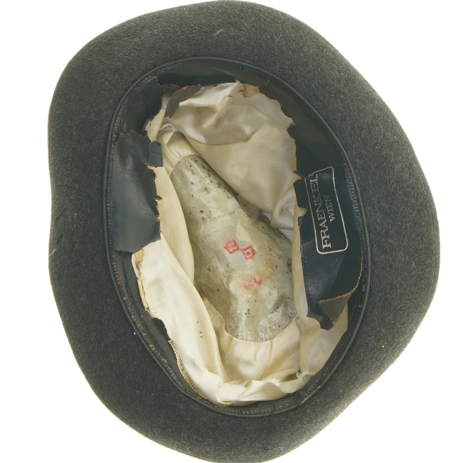 Grøn fedora hat fra Fraenkel (str. 58 )