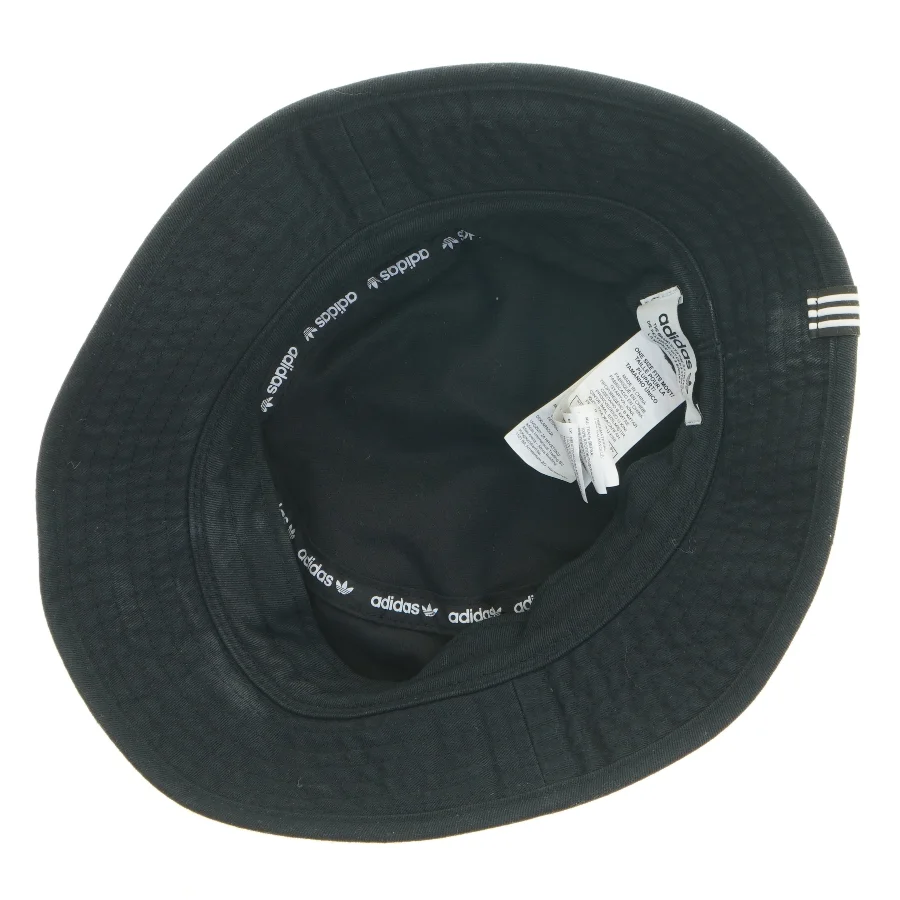 Sort bøllehat fra Adidas fra Adidas (str. Ø 20 cm)