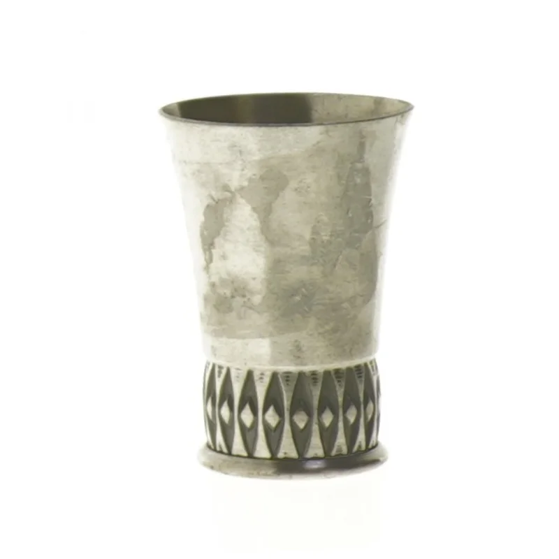 Dekorativ metalvase med mønster fra Pewter (str. 6,5 cm)