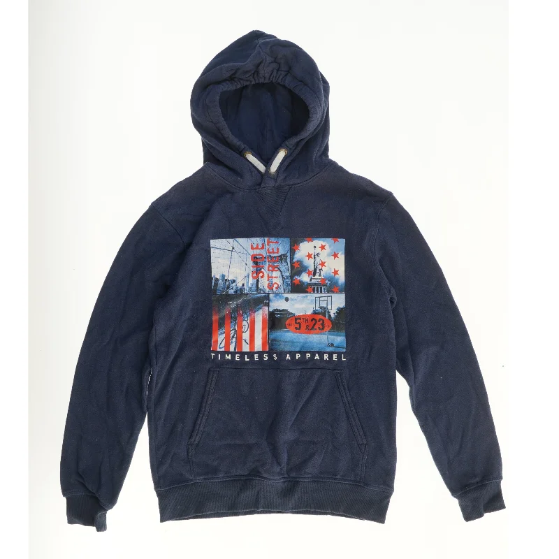 Hættetrøje med print fra Logg (str. 158)