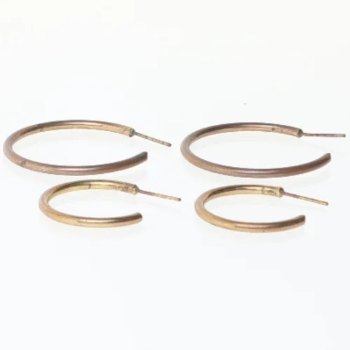 Regulære øreringe sæt i metal (str. Ø 3,5 og 2,5 cm)