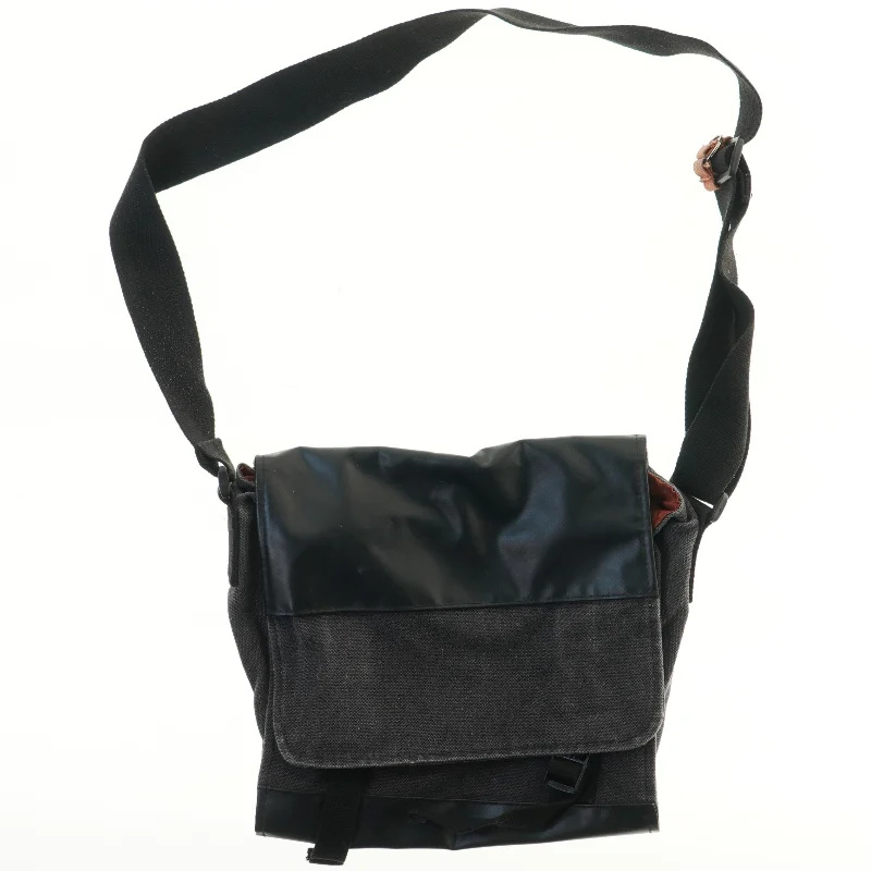 Skuldertaske fra Dietmar Jost (str. 36x30 cm)