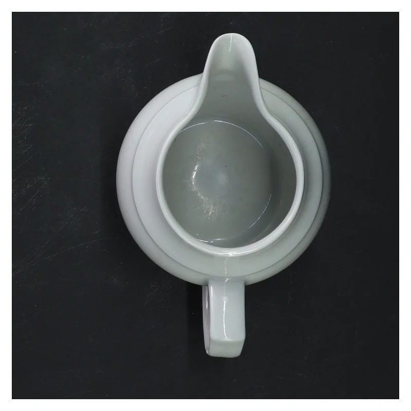 Hvid kande (str. 9 cm)