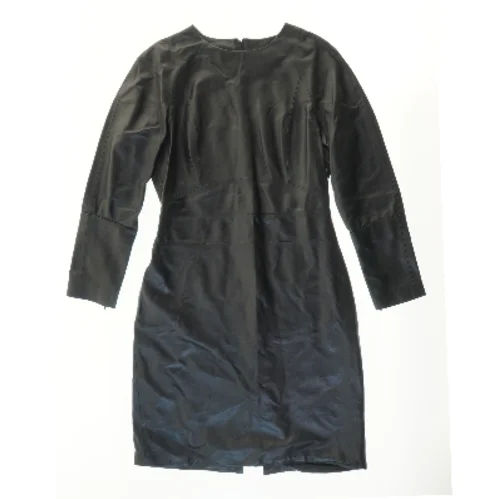 Kjole fra Malene Birger (str. 14-18 år cm)