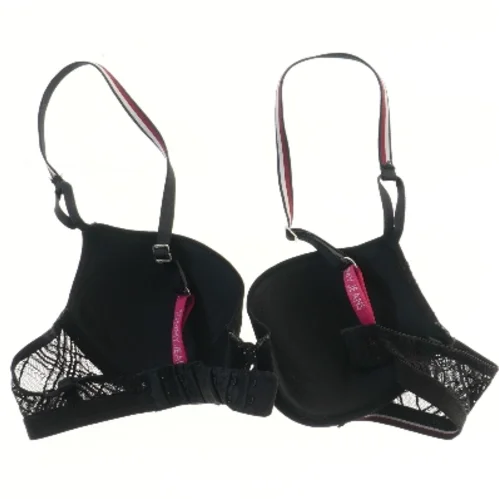 Sort BH fra Tommy Hilfiger (str. Ø 28 cm)