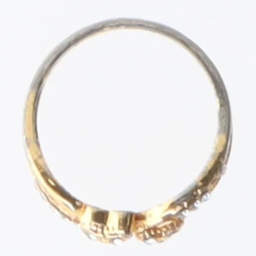 Ringe med smykkesten (str. 56 mm)