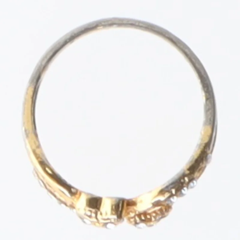 Ringe med smykkesten (str. 56 mm)