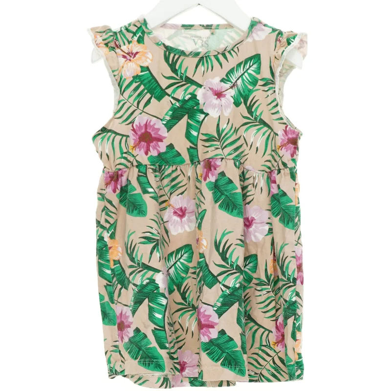 Kjole fra VRS (str. 104 cm)