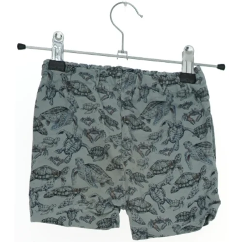 shorts med havskildpadder fra Name It (str. 86)