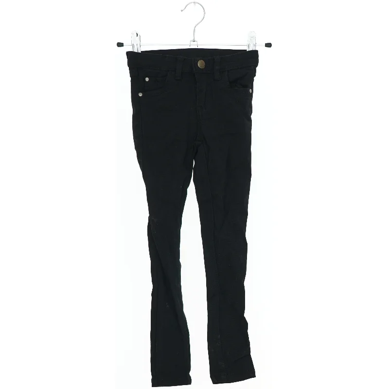 Sorte bukser fra The New (str. 116)