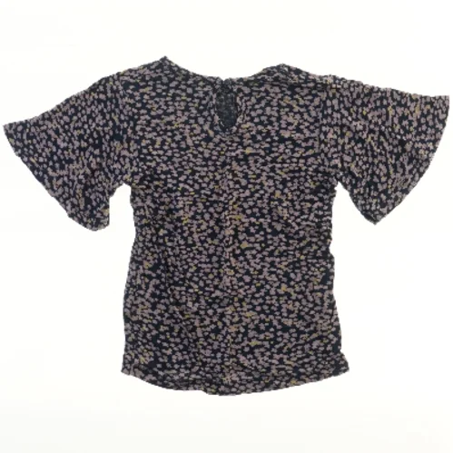 Blomstret bluse med korte ærmer fra The New (str. 110)