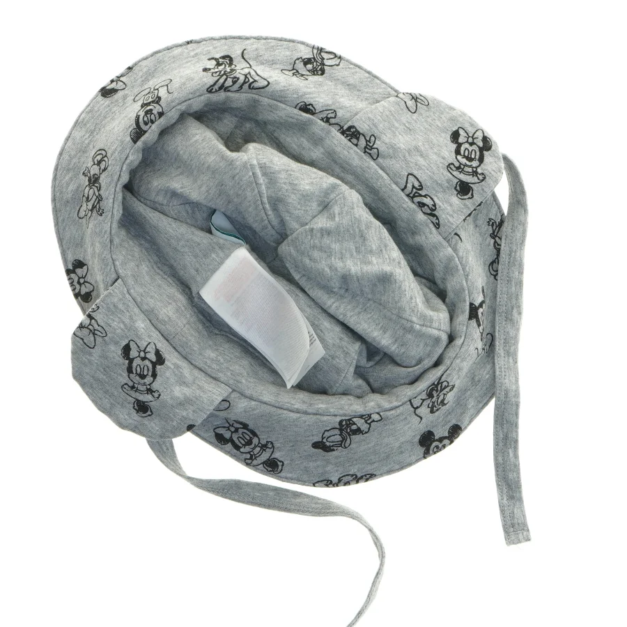 Babyhat med Mickey Mouse print fra Disney (str. 6-9 måneder)