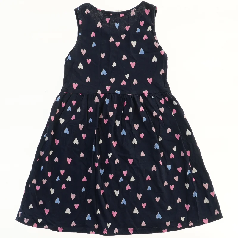 Børnekjole med hjertermønster fra H&M (str. 122)