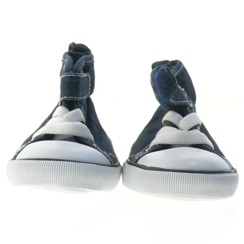 Blå sneakers til børn fra H&M (str. 19 )