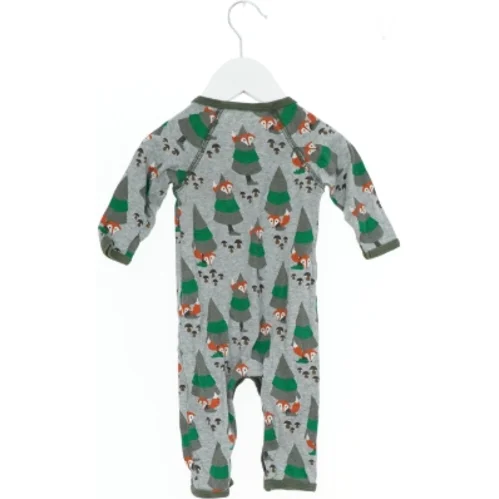 Heldragt med skovmotiver fra Ej Sikke Lej (str. 62)