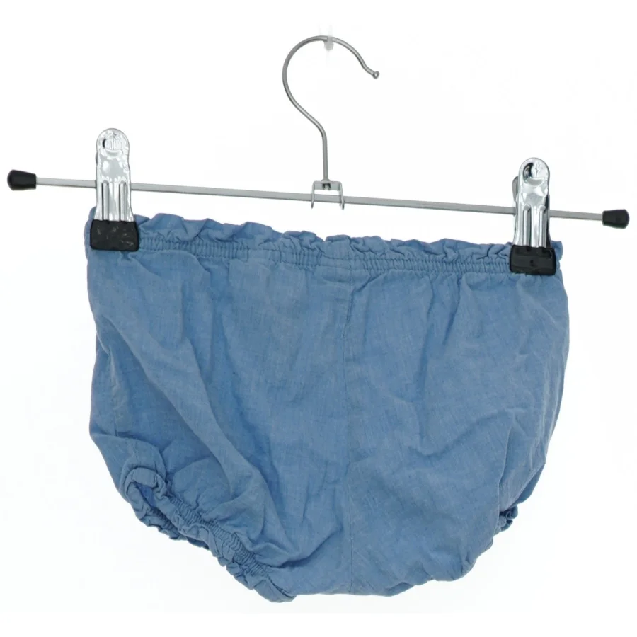 Blå bloomers til småbørn fra H&M (str. 74)