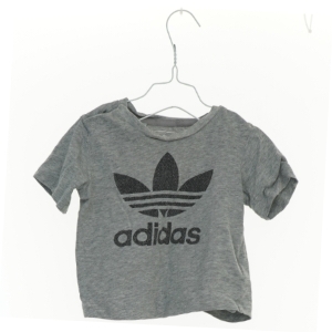 T-Shirt fra Adidas (str. 86 cm)