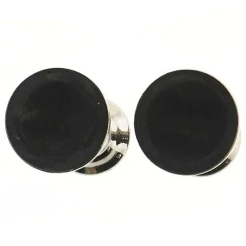 Sæt af to metal lysestager (str. 20 cm)