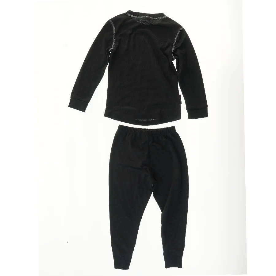 Termo sæt med trøje og bukser fra Steenholt (str. 110)