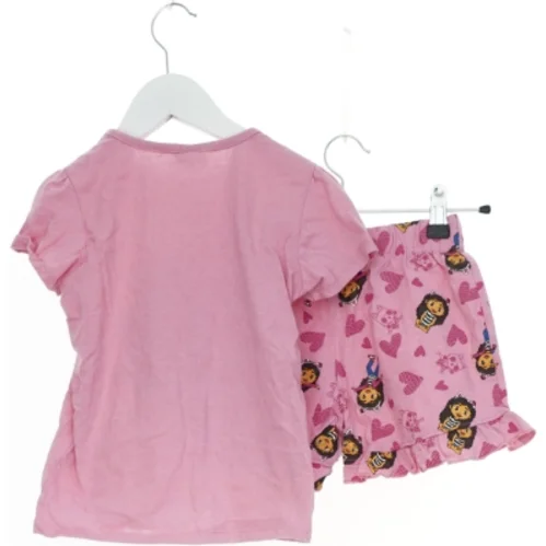 Gabby's Dollhouse T-shirt og shorts sæt fra Gabbys Dollhouse (str. 110)