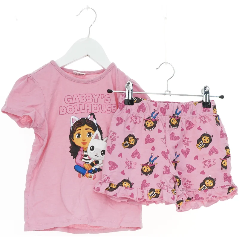 Gabby's Dollhouse T-shirt og shorts sæt fra Gabbys Dollhouse (str. 110)