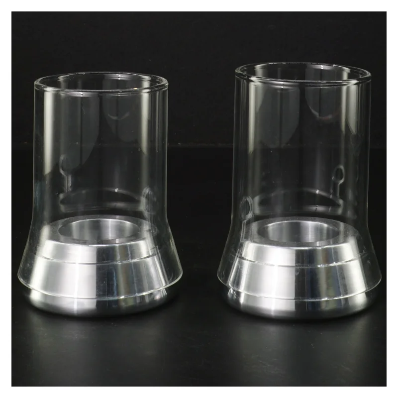 Te-lysestager i glas og metal fra Menu (str. Ø 8 cm)