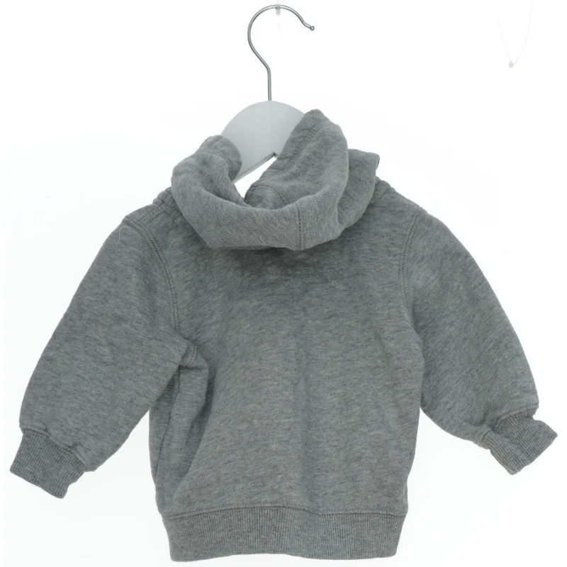 Grå hættetrøje med Nevada-print fra Logg (str. 62)