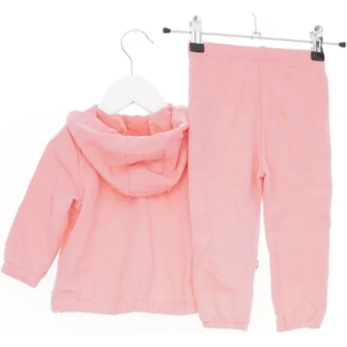 Lyserødt børnesæt med hættetrøje og bukser fra LC Waikiki  (str. 80)