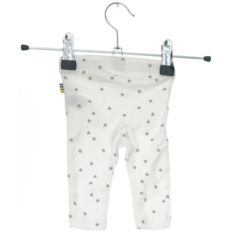 Babybukser med stjernemønster fra Joha (str. 50)