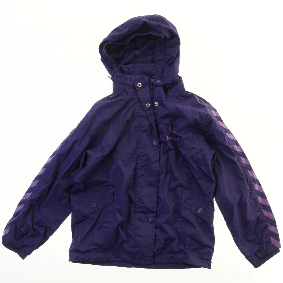 Børnejakke med hætte fra Hummel (str. 122)