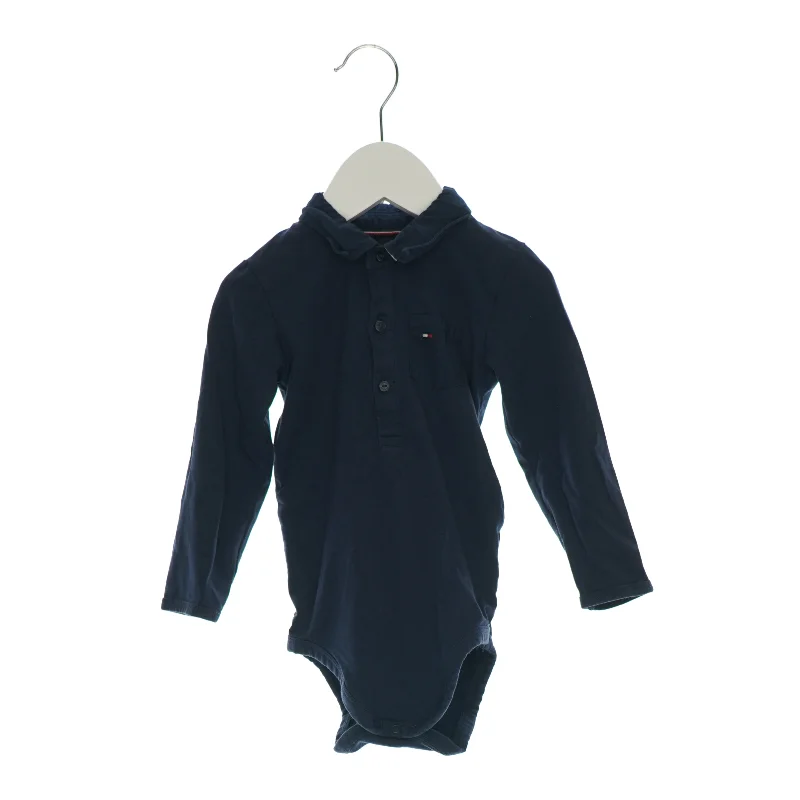 Sæt med bodystocking og bukser fra Tommy Hilfiger (str. 86)