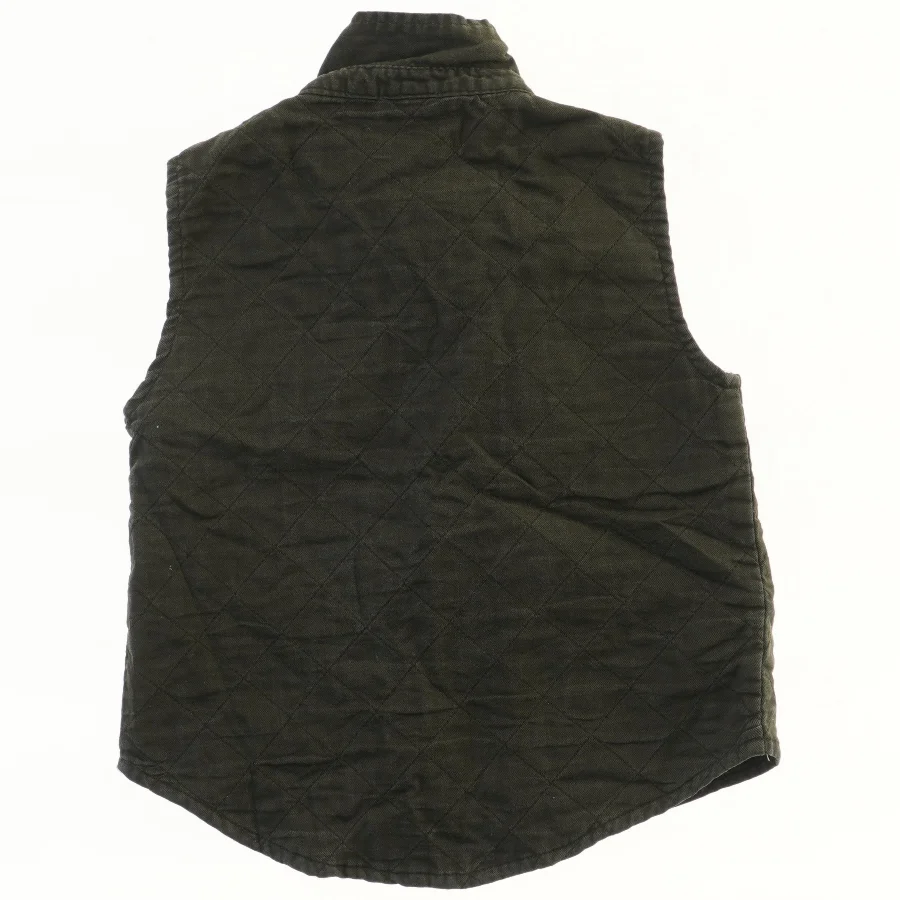 Vest med trykknapper fra Name It (str. 104)