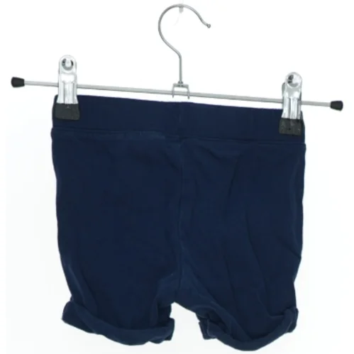 Mørkeblå shorts til børn fra H&M (str. 74)