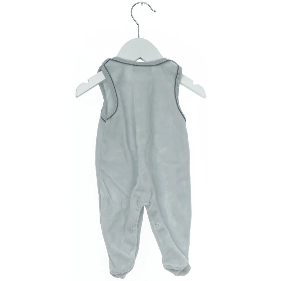 Heldragt med broderi fra Fixoni (str. 56)