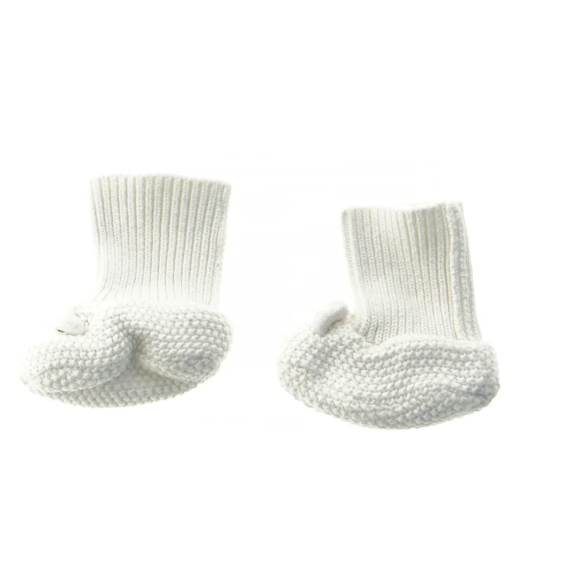 Strikkede hvide baby sokker (str. 9,5 cm)