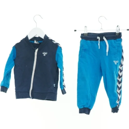 Sæt (2 stk.) fra Hummel (str. 86 cm)