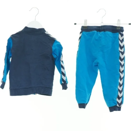 Sæt (2 stk.) fra Hummel (str. 86 cm)