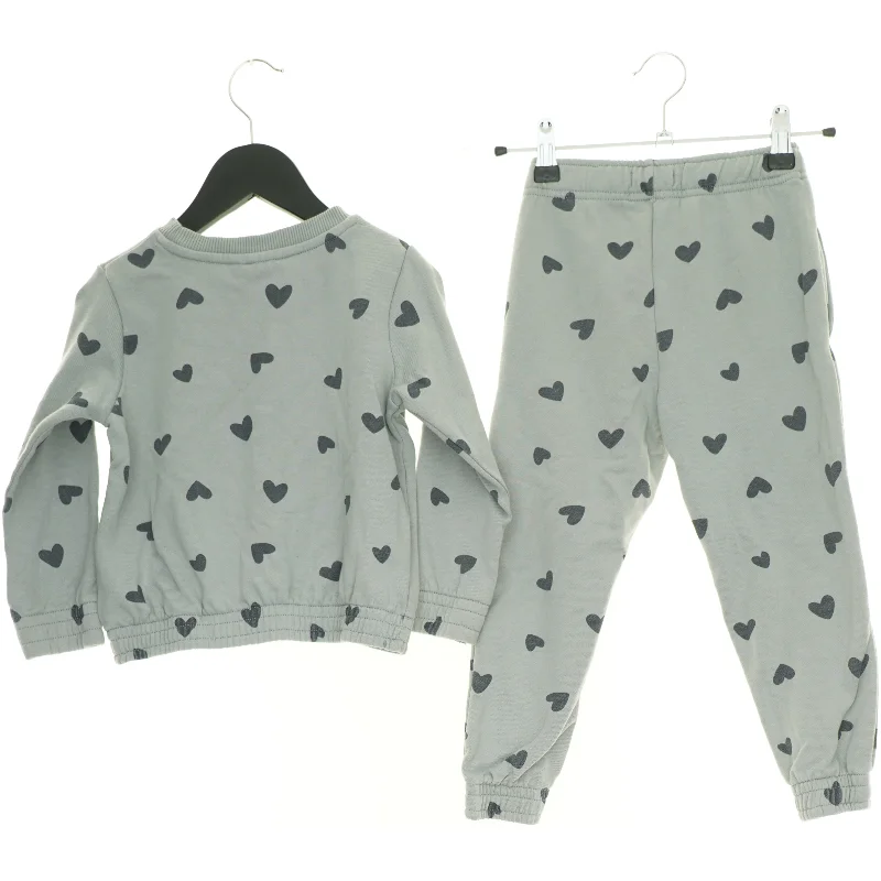 Sæt børnetøj fra Name It (str. 98 cm)