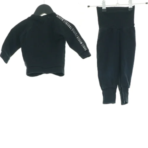 Sæt (2 stk.) fra Kids Up (str. 68 cm)