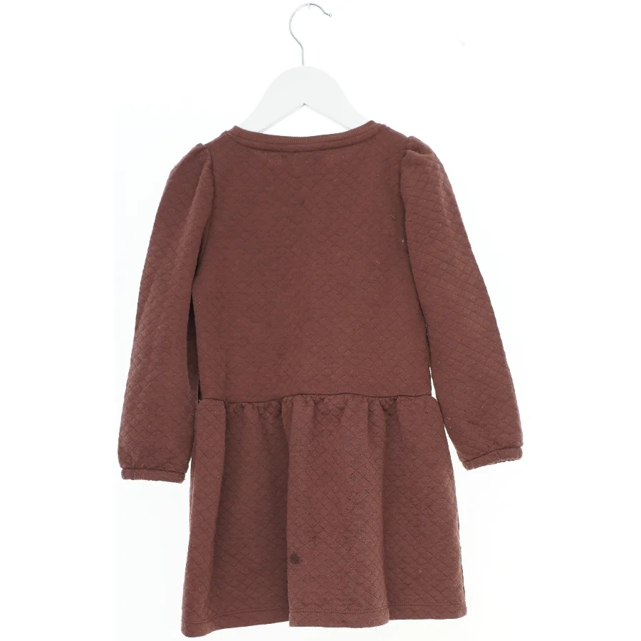 Brun quiltet kjole fra Name It (str. 110)