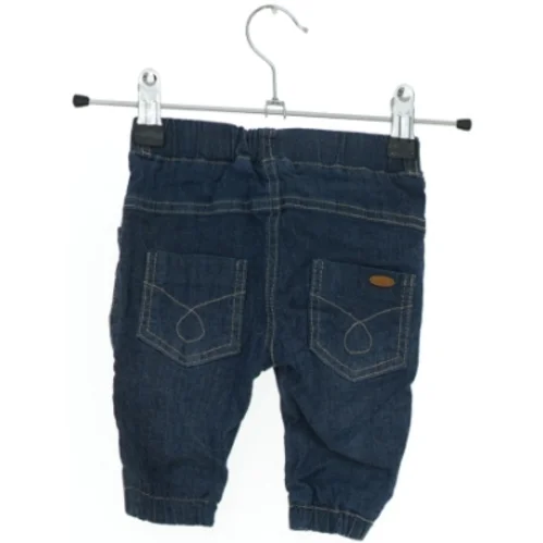 Babybukser med hundemotiv fra Hust & Claire (str. 56)