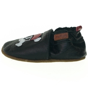 Hjemmesko med pirater fra Melton (str. 18)