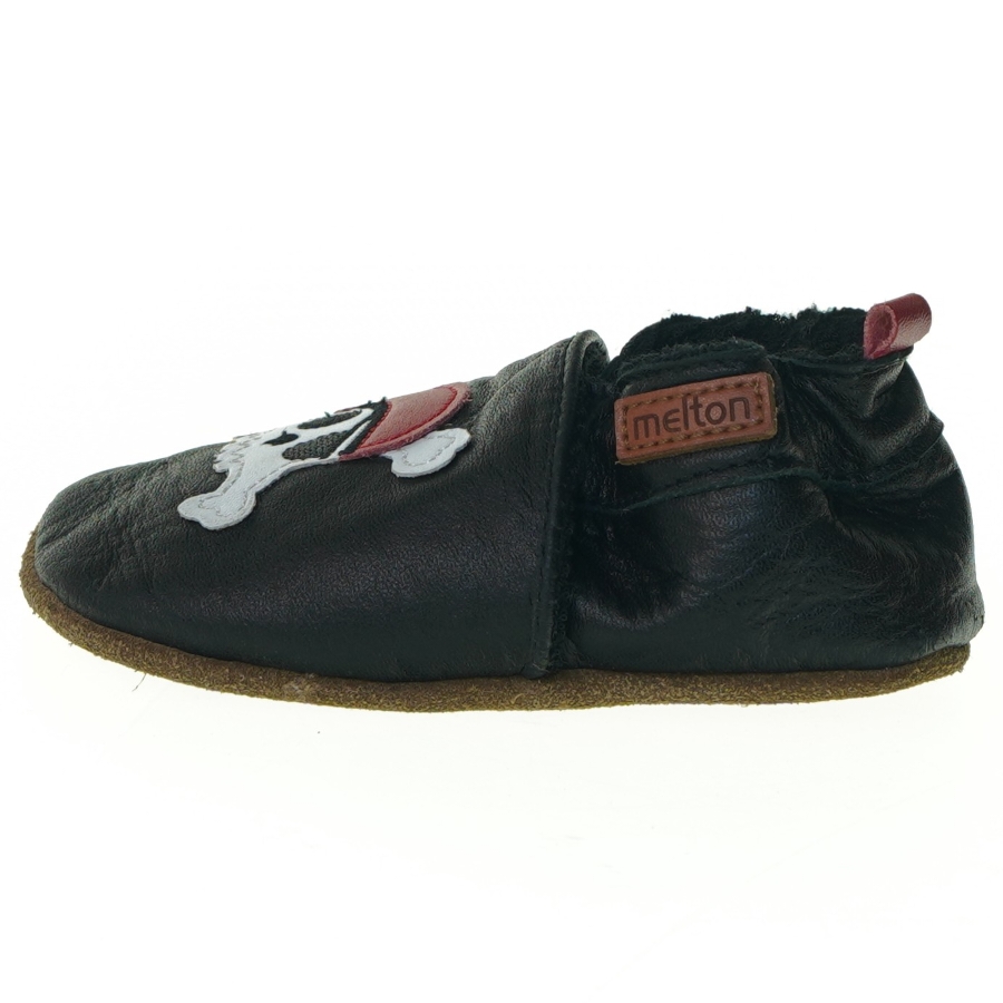 Hjemmesko med pirater fra Melton (str. 18)