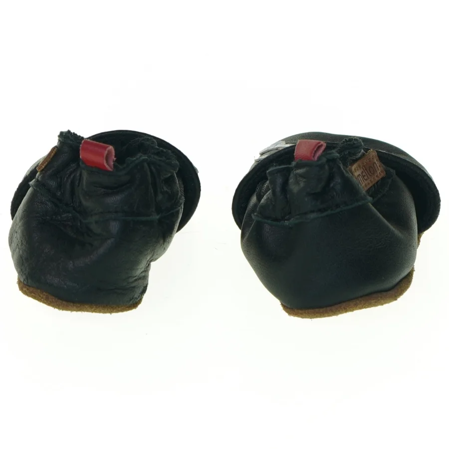 Hjemmesko med pirater fra Melton (str. 18)