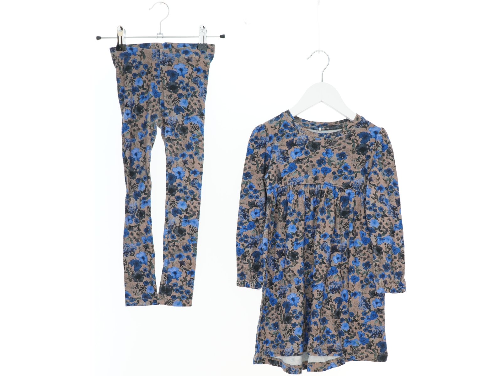 Blomstret kjole og leggings sæt fra Name It (str. 110)