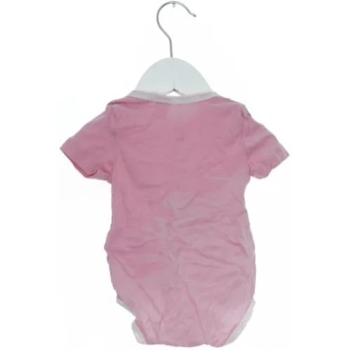 Lyserød Adidas bodystocking til baby fra Adidas (str. 62)