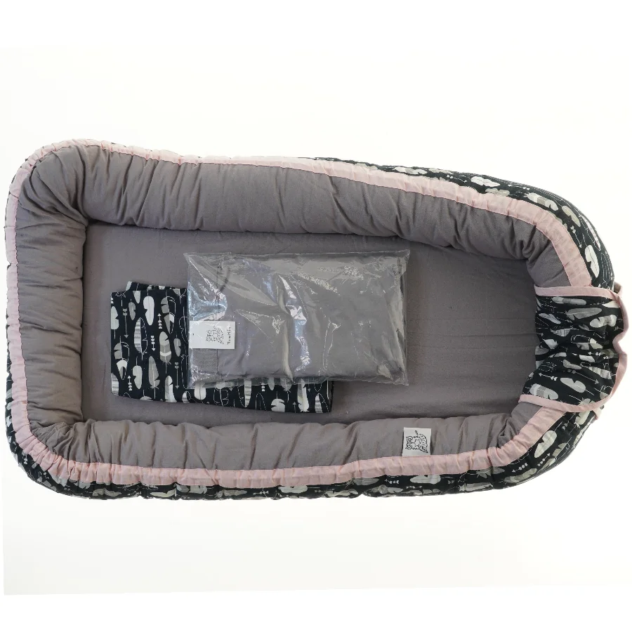 Babynest med aftageligt betræk fra Mama Milla (str. 90x53 cm)