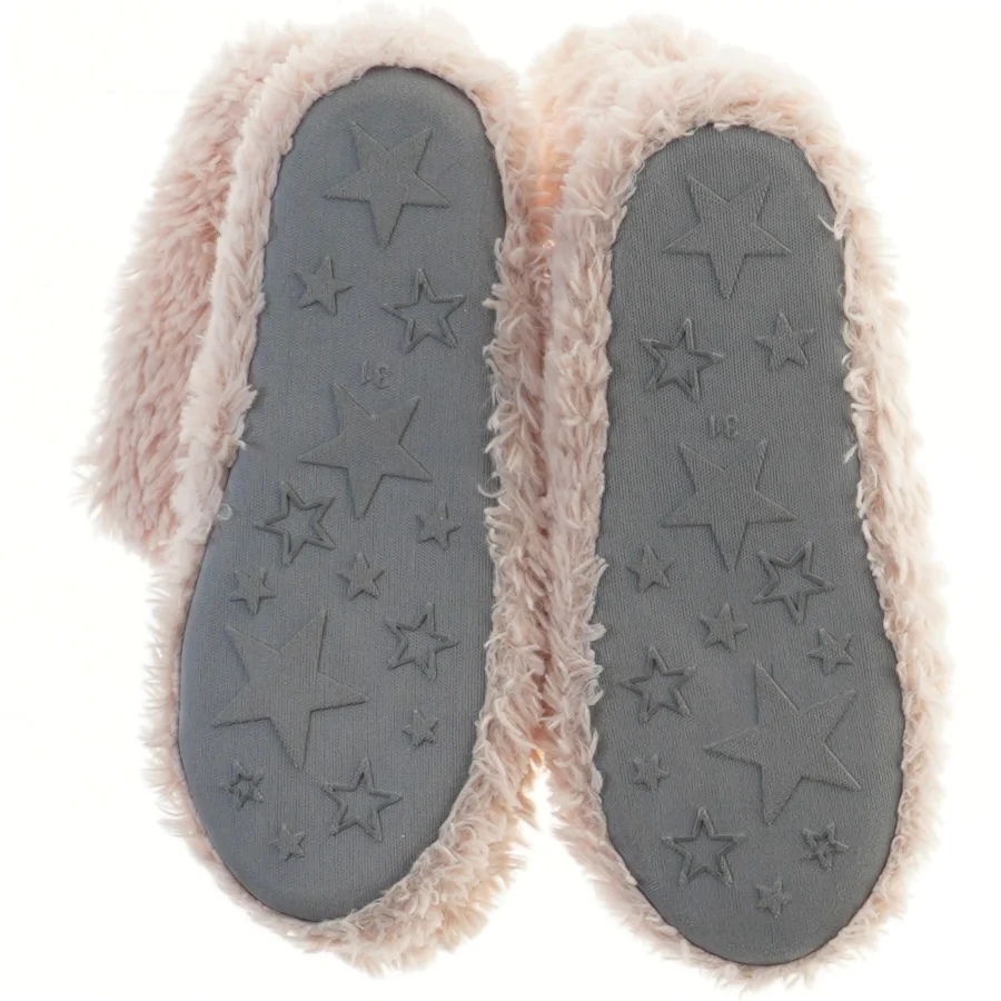 Lyserød børnesutsko med hjerte fra Cloud7 (str. 31 )