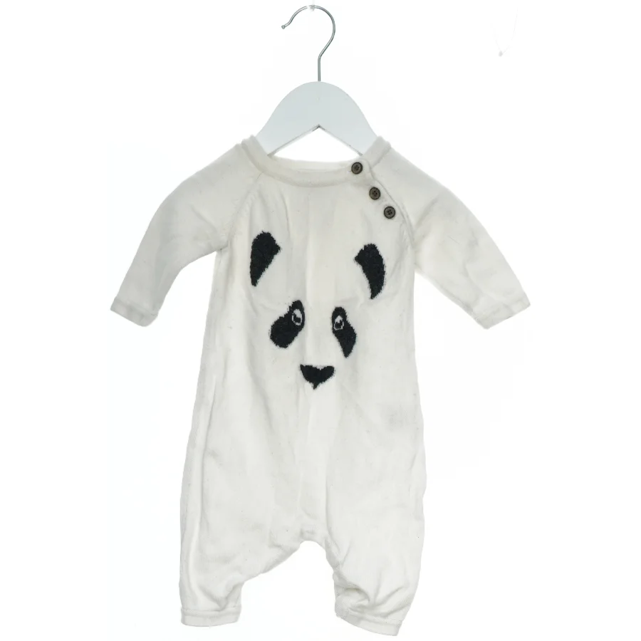 Heldragt med panda-design fra KappAhl (str. 56)