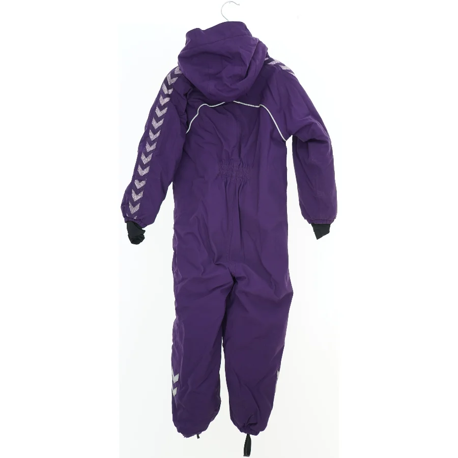 Børne flyverdragt fra Hummel (str. 116)